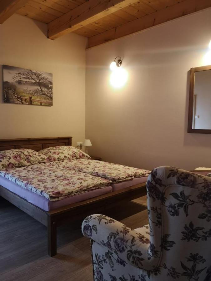 Penzion Thamasy Spišské Tomášovce Bagian luar foto
